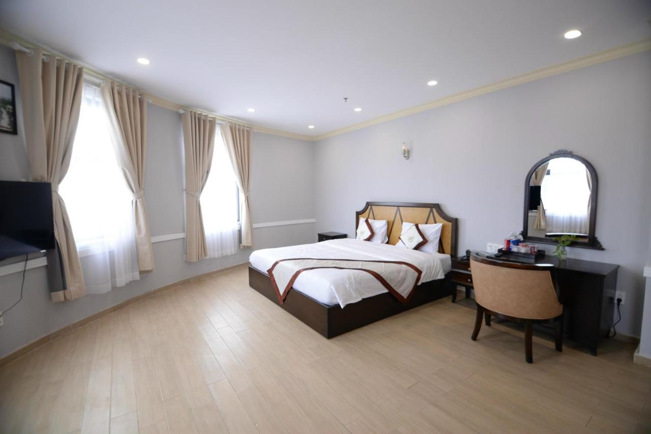 Que Toi Hotel Soc Trang Exterior photo