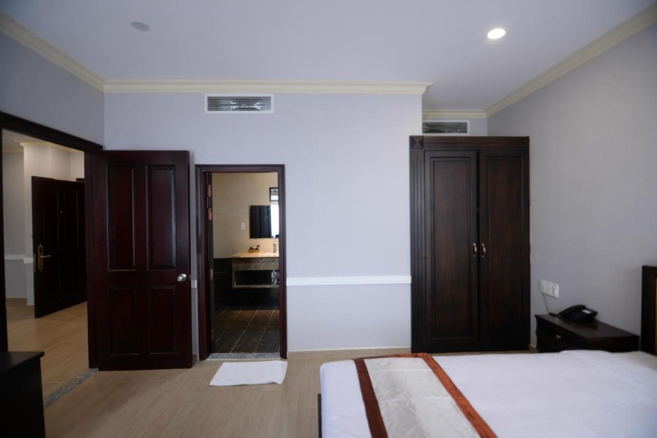 Que Toi Hotel Soc Trang Exterior photo